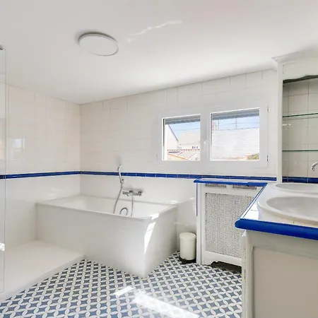 Maison Pour 6 Adultes,2enfants Avec Jardin * レ・サ​​ーブル・ドロンヌ